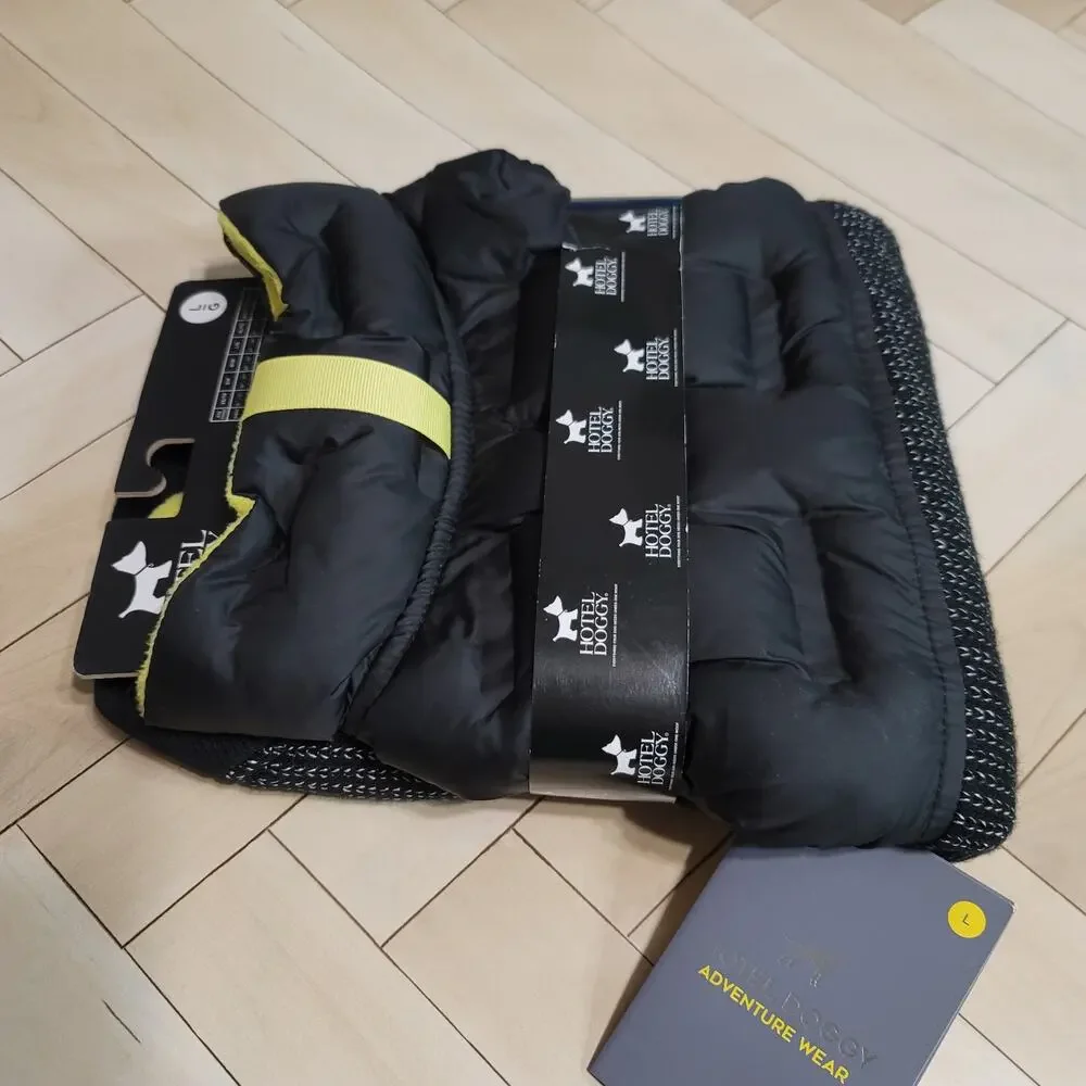 Hotel Doggy Adventure Wear Hybrid Vest Size Large